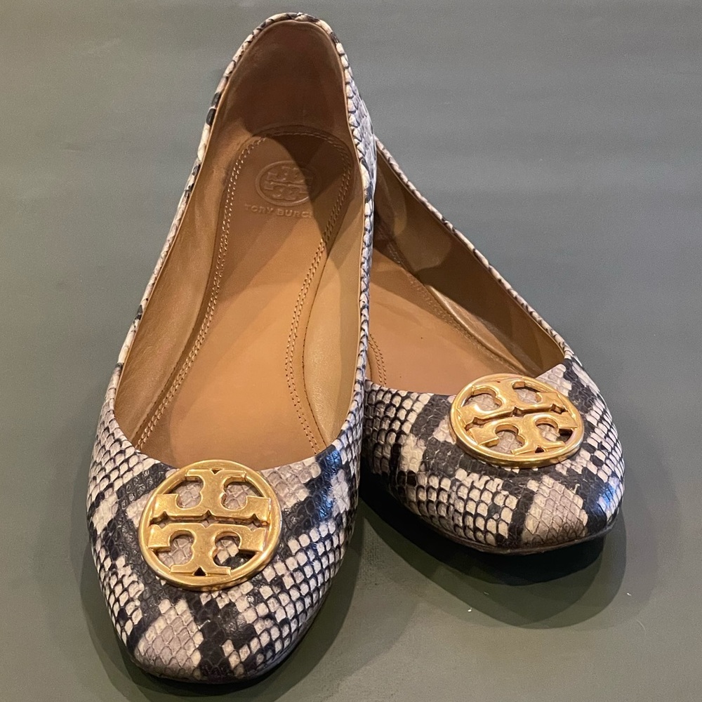 Tory Burch 10M flats